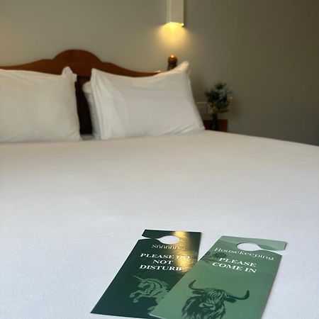 Go2 Glasgow Cumbernauld Hotel - Free Parking And Pet Friendly 外观 照片